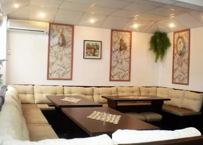 Guest house Private Trakiets 2*